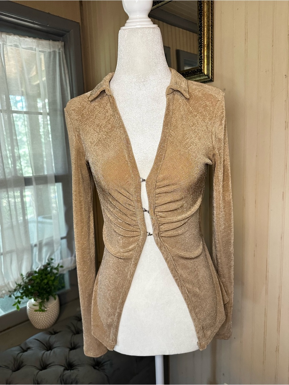 Princess Polly Beige Hook Front Long Sleeve Top Womens US 2 Ruched Stretch
